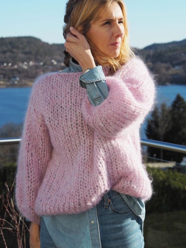 Tindra genser i Ingenua av Tove Lindtein | Strikkepakke