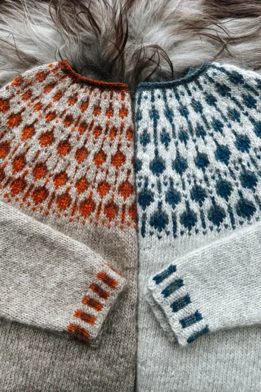 Blåbærgenser av Sisu Knitwear | Strikkepakke