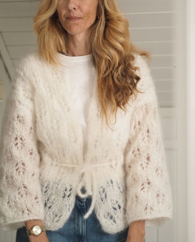 Leah jakke av Tove Lindtein | Strikkepakke