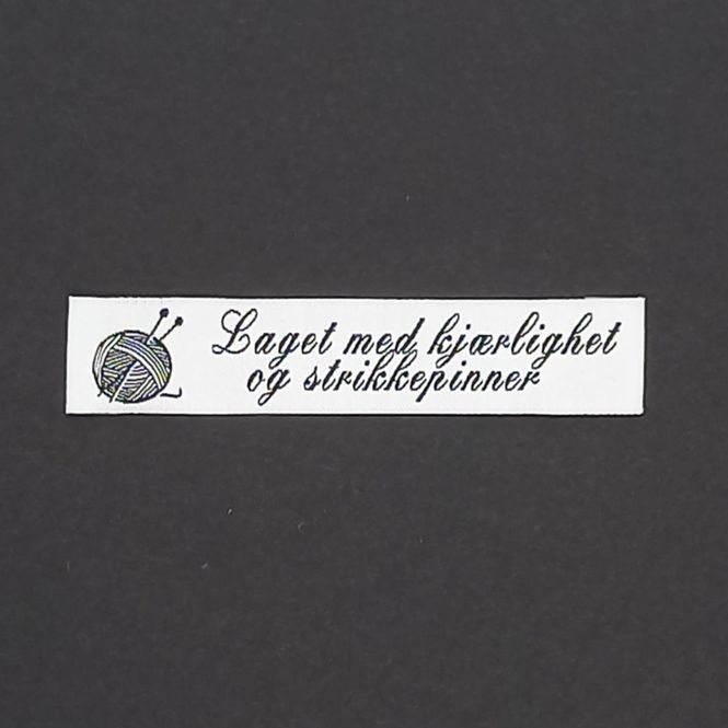 Hovedbilde Symerke -Laget med kjærlighet og strikkepinner