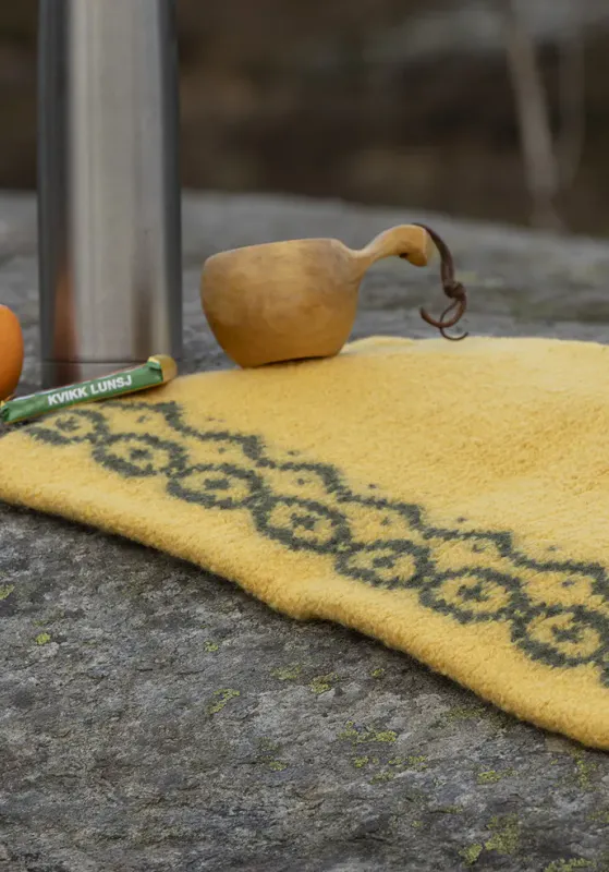 Easter sitteundelag i Viking Hobbygarn | Strikkepakke